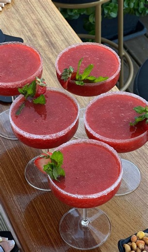 Discover Our New Slushie Machine for Refreshing Drinks