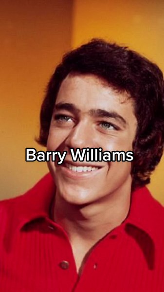 Barry Williams Celebrity Boxing Fight with Danny Bonaduce
