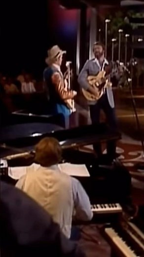 Jerry Reed & Glen Campbell Trading Tasteful Guitar Solos
