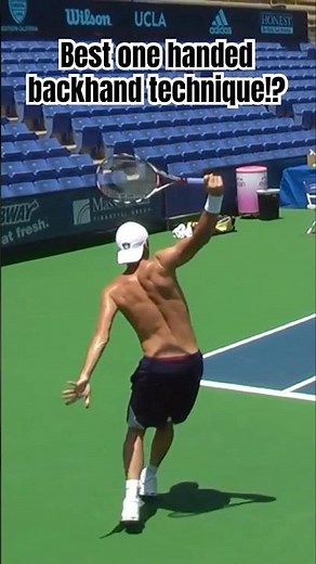 The best one-handed backhand technique!? #tennis #backhand #onehandedbackhand