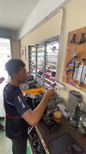 Mastering CNC Porting and Cylinder Assembly Techniques