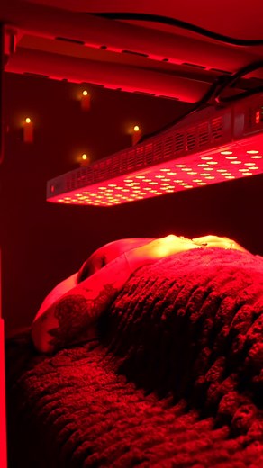 The Remedy RMT Massage Therapy on Instagram: "Don't forget to add 15 minutes of Red Light & Near-Infrared therapy to the end of your treatment! You know that feeling when the massage is over but you're not ready to get up quite yet? No worries! The full body red light comes to you! Red light and near-infrared light therapy are simple, non-invasive treatments that use specific wavelengths of light to boost your body’s natural healing processes. How It Works: • Red light works on the surface, impr