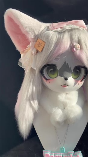 Super cute video. She's still here.#kig #kigfurry #kigurumi #kigurumimask #kigfursuit