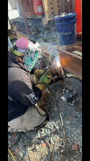 Stacking dimes banging nines 👨🏻‍🏭👨🏻‍🏭