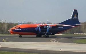 安-12起飞与降落(4K)