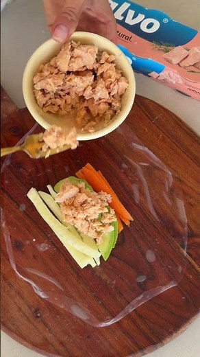Rollitos de papel de arroz y salmón al natural Calvo