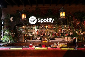Spotify Pulls Plug on Customer Support as Complaints Flood in Over Rogan Controversy