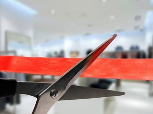 Pottery Barn Warehouse Outlet Debuts New Store In Northborough