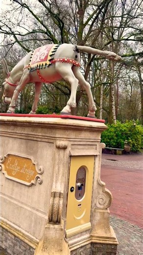 Gold coin poppig donkey at theme park Efteling fairy tale forest 🫏💩🥇😂 #efteling #netherlands