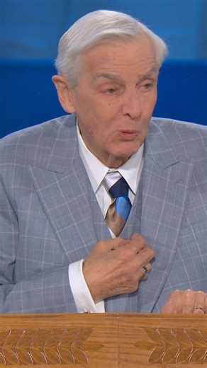 You’ve heard about the Rapture and Tribulation, but what about the time after? The Coming Golden Age by Dr. David Jeremiah explores the Millennium, a period when Christ reigns on Earth for 1,000 years. Therefore, gain a deeper understanding of what the future holds and prepare for the coming Kingdom. | Turning Point with Dr. David Jeremiah