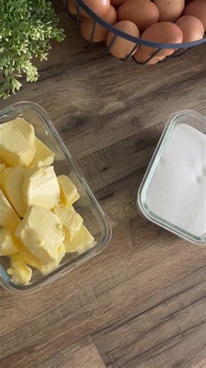 Préparation creme au beurre meringue suise #food #satisfying #egg #cooking #asmr