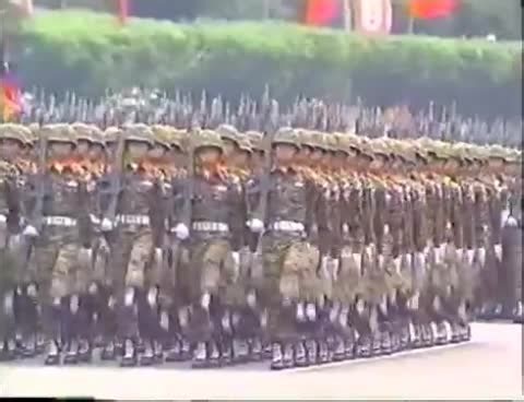 Chinese Military Parade: Synchronized Marching Display