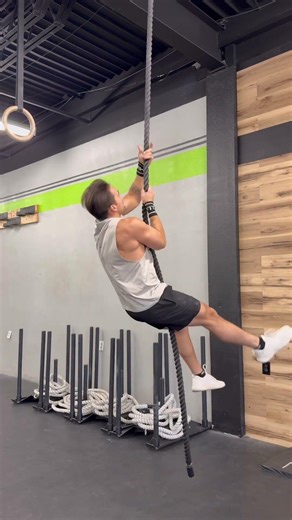 Hand switch rope pull-ups