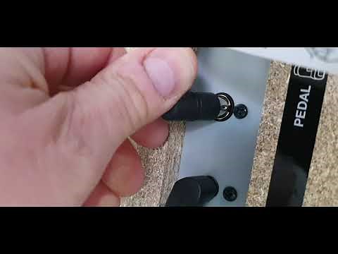 Digital Piano Pedals Not Working Fix | Connecting A Digital Piano Pedalboard | Rimmers Music