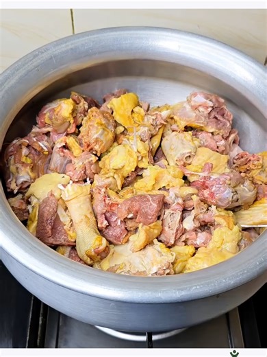 Delicious Raj Duck Recipe for a Family Feast