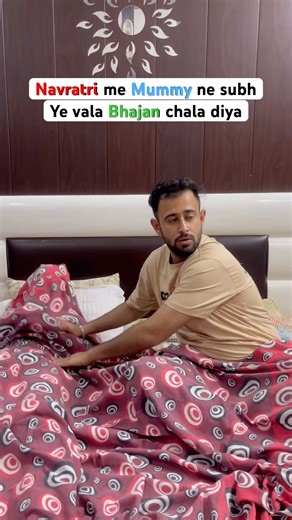 Subh subh ye ky ho rh mere sath 🥲#navratri #bhajan #jaimatadi #funnyshorts #sanchitvlogs #ytshorts