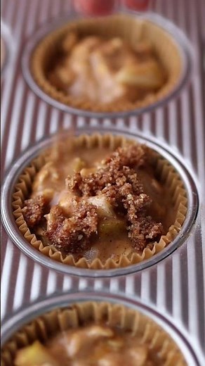 Oat Pear Muffins with Pecan Streusel