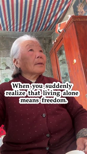 The mental state of living alone for a long time #grandma #mental state