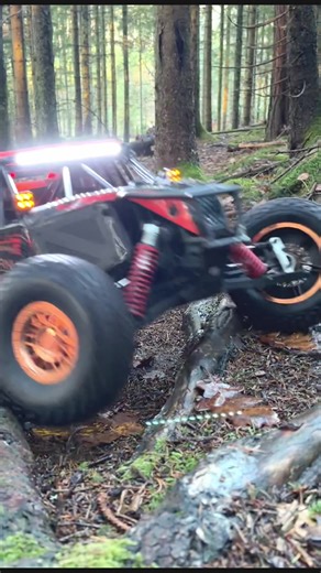ut on the trail with the 1/6 Losi Super Lasernut — a beast in slow motion. Every throttle touch, every suspension move, every forest echo. This is what big-scale RC freedom looks like. #rccar #rc #remotecontrolcar #rccars #rccarsoftiktok