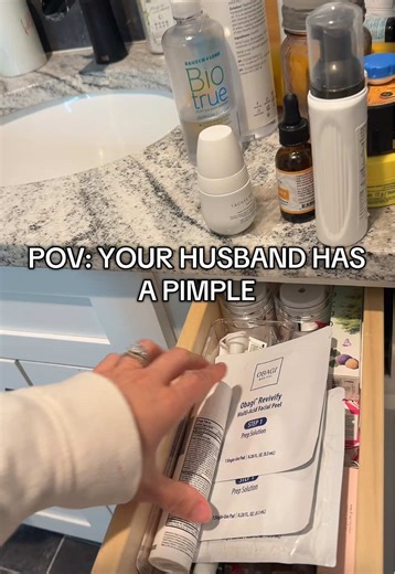Trust and Humor: The Dynamics of Pimple Popping in Relationships