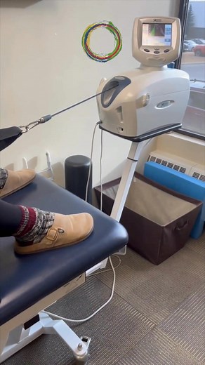 Say goodbye to back pain! Spinal decompression therapy can help relieve:� ✳️ Chronic lower back pain� ✳️ Herniated or bulging discs� ✳️ Sciatica� ✳️ Neck tension and stiffness Safe, gentle, and effective — decompression helps restore movement and reduce pressure so you can get back to living comfortably. 📲 Call us at 587-352-9199 to schedule your session today! | Full Circle