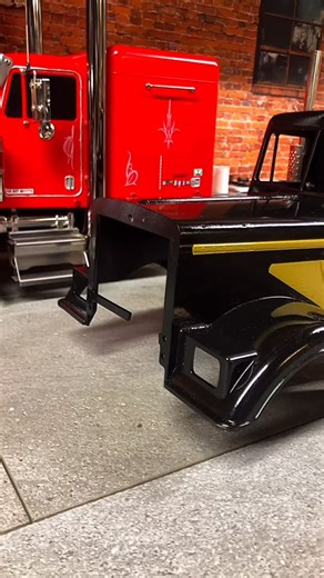 Need to find some stuff !!!!! #tamiya #michelin #kenworth #peterbilt #greatdanetrailers #alcoa #crawlercultrc | Richy Racing RCs