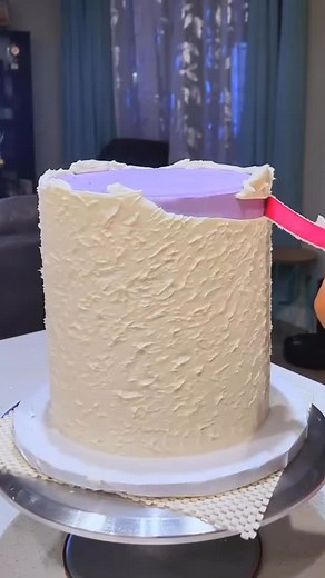 Sarfaraz R Seven | How to make ribands remember. Remedied for cake roster frosting #trending #reels #folowme #cakelover #cakeart #instalike #viral #like... | Instagram
