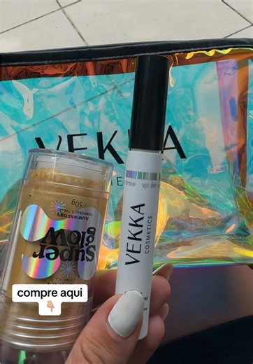 O kit perfeito existeeeee #vekka #necessaire #cernaval #iluminadorcorporal