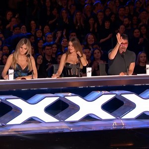 SENSATIONAL Kid Singer Gets The GOLDEN BUZZER on AGT! | Singers Got Talent