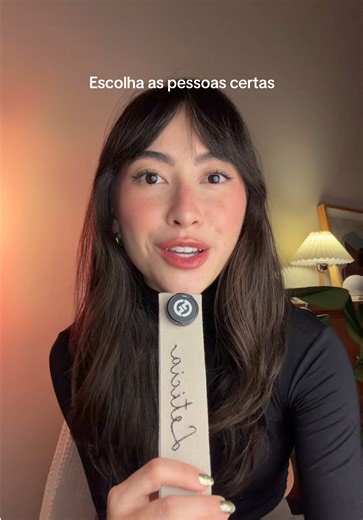 Como escolher as pessoas certas para a sua vida? Sim, eu estou gostando do @benny blanco e to amando essa nova fase feliz da Selena Gomezzz 💕💖💞 hahaa #desenvolvimentopessoal #autoconhecimento #fy #fyp #autoestima