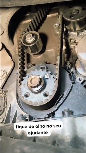 fique de olho na ajudante #fiat