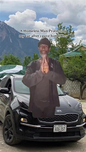 Homeless Man Protects Car After Receiving 100rs