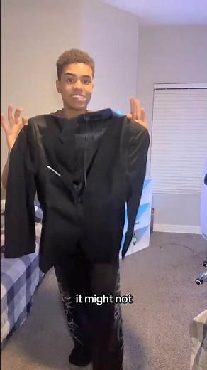Can a $5 Amazon suit be good.. 🤔