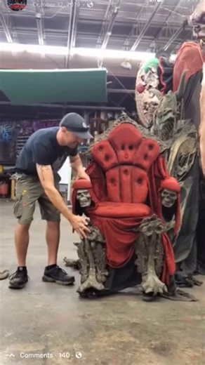 Darkness, Creepyworld, & Lemp on Instagram: "The chair scare works everytime. #scare #scared #stl #stlouis #hauntactor"