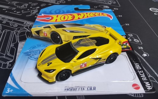 详细评测风火轮克尔维特C8R 含细化 21E批次新模具（corvette C8R）