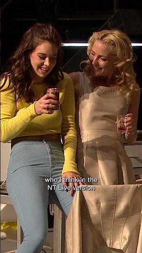 We 💗 Gillian Anderson #AStreetcarNamedDesire #GillianAnderson #NationalTheatreAtHome