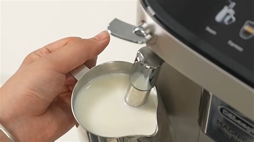 早C人宝藏好物：MorningCafé便携咖啡机，小巧机身，3秒即热，通勤出差随时享受现磨香醇，解决清晨困倦痛点，开启高效活力一天。