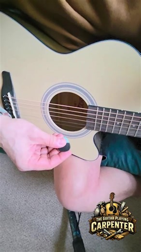 learning to chuck on the guitar, still needs work but I will keep on practicing. This is a technique used by artists like Ed Sheeran alot. It involved muting the strings with the palm of your hand upon strumming giving you space between the strumming pattern adding texture to the song while maintaining the same strumming pattern throughout. #new #shorts #guitar #learnontiktok #edsheeran