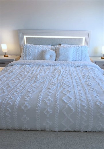 Decorating Your Dorm Room: Tips and Ideas