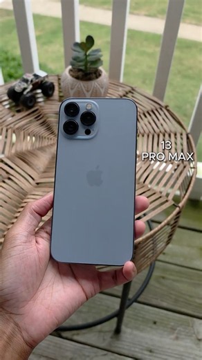 Which 2021 Design Aged The Best - S21 Ultra VS iPhone 13 Pro Max VS Pixel 6 Pro
