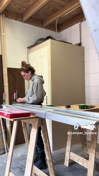 Camperbed Installatie in Peugeot Boxer