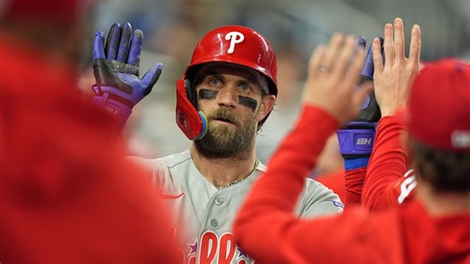 Bryce Harper's solo home run (7)