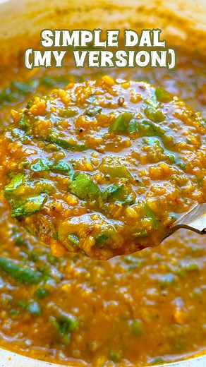 Sowmya Arun | Indian Vegetarian Food | SouthIndianCooking on Instagram: "Simple Dal (My style) Ingredients: Masoor dal-1/4 cup Moong dal-1/4 cup Onions-1 Capsicum-1 small Green chilies-3-4 Ginger-1/4 piece Tomato puree-3 tablespoon Ghee-2 teaspoons Turmeric-1/2 teaspoon Salt as required Garam masala podi-2 teaspoons Kasuri methi-2 teaspoons Pickle powder-1 teaspoon (totally optional) Water-1/2 cup For tempering: Ghee- for tempering-4 teaspoons Mustard-1/2 teaspoon Fenugreek-1/4 teaspoon Cumin-1/