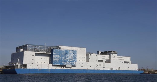 Inmate nearly drowns in the waters near Rikers Island