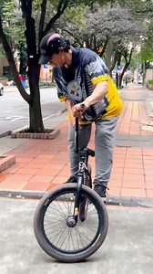 haha shit xd 📹 @oskr_bmx #bmx | Walter Chacon