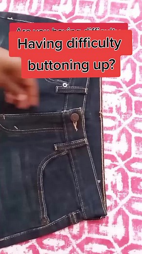 Are you having difficulty buttoning up? Here's another practical hack! #jeans #button #elastic #waist #weightgain #hacks #hacksoflife