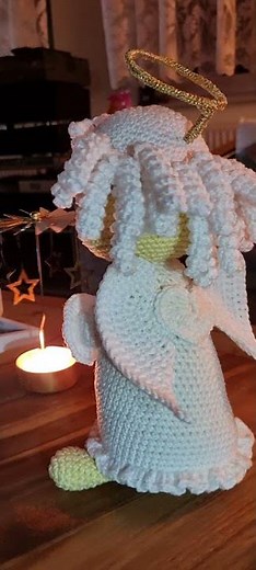 Crochet to Angel Anleitung von Helene Janzer