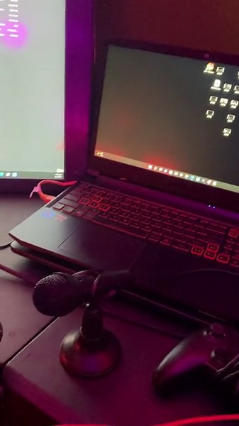 Focusrite Scarlett 2i2 2nd gen not showing up on my laptop tried so many things to fix it it works on my other pc I’ve reinstalled my drivers tried older ones looked on Reddit YouTube and the official site changed my power plan it won’t show up