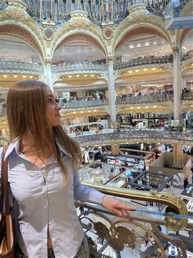 wie schön kann eine mall sein??😭🥹 #paris #galerieslafayette #fyp | Galleria Mall