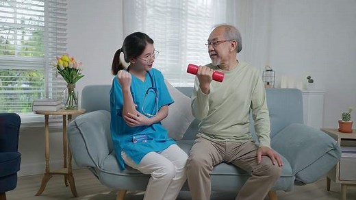 全国老年健康宣传周｜关注老年人运动与营养